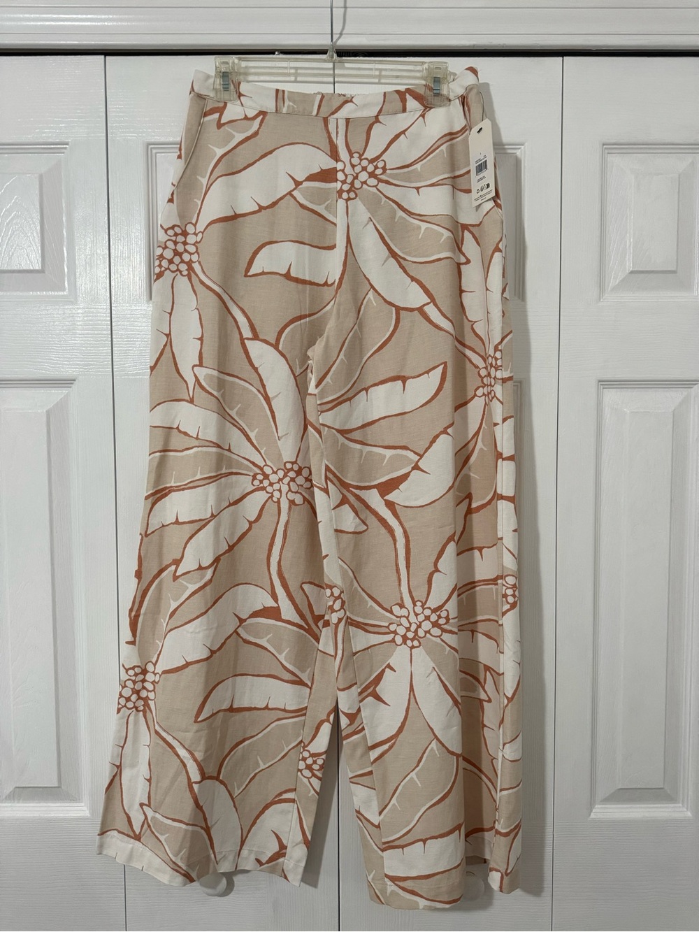 Billabong Beige and White Floral Wide-Leg Pants